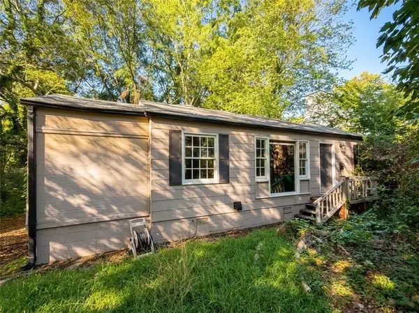2133 Woodberry Avenue, East Point, GA 30344