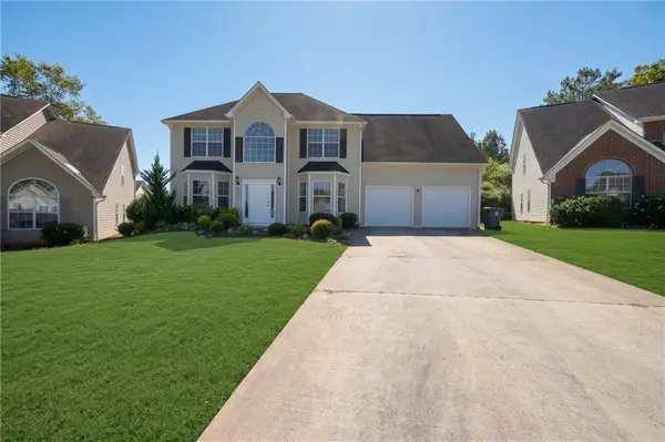 412 Lake Front Court, Stockbridge, GA 30281