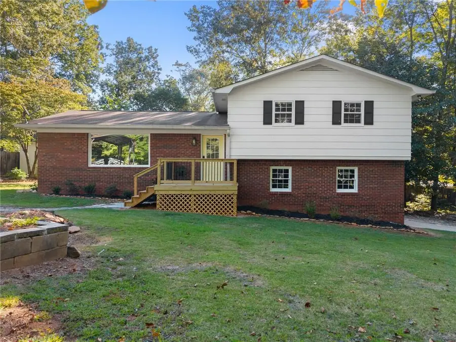 388 Sanders Street, Clarkesville, GA 30523 - #2