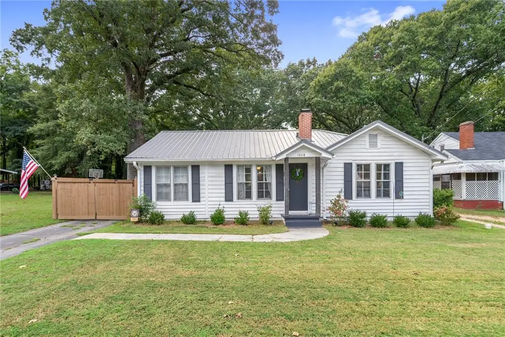 1028 S Madison Avenue S, Monroe, GA 30655 - #1