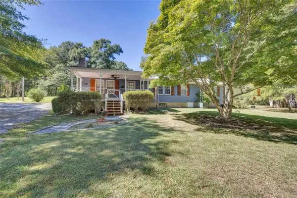 229 E Soule Street E, Oxford, GA 30054
