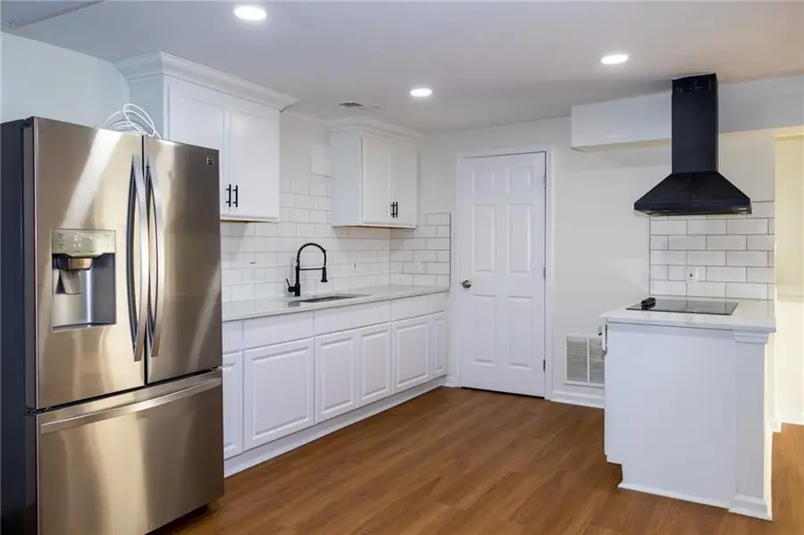567 Woodland Lane, Lawrenceville, GA 30043 - #2