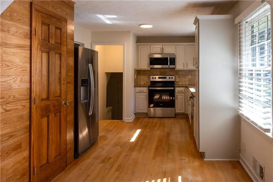 567 Woodland Lane, Lawrenceville, GA 30043 - #3