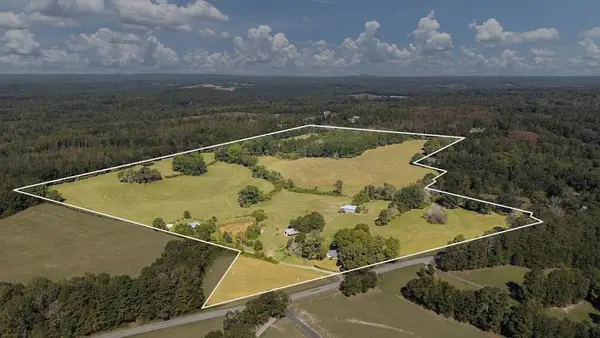 880 Burwell Mount Zion Road, Carrollton, GA 30117