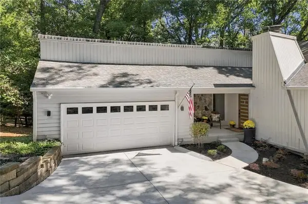 200 Pitch Lake Lane, Roswell, GA 30076