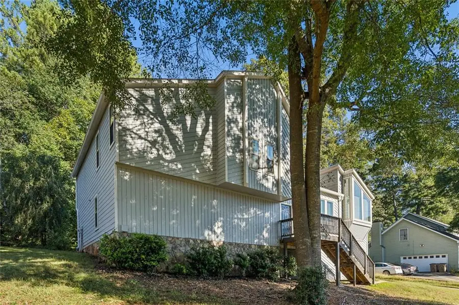 587 Farmbrook Trail Ne, Kennesaw, GA 30144 - #2