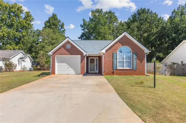 11 Santa Rosa Way, Newnan, GA 30265