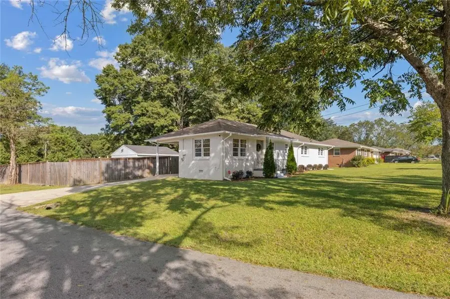 132 Clifford Street, Loganville, GA 30052 - #2