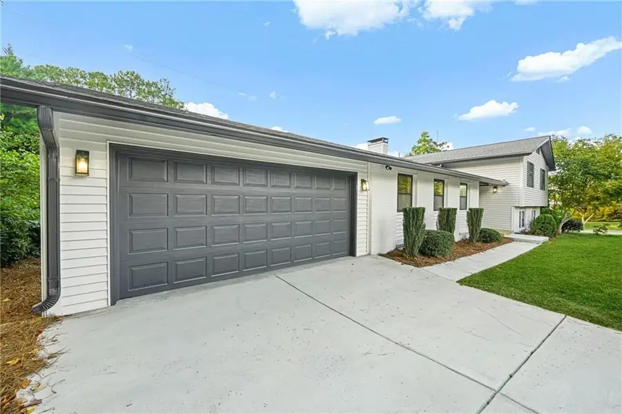 6628 Cherry Tree Lane, Sandy Springs, GA 30328 - #2