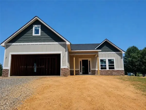 90 W Meadow Lakes Boulevard, Cedartown, GA 30125