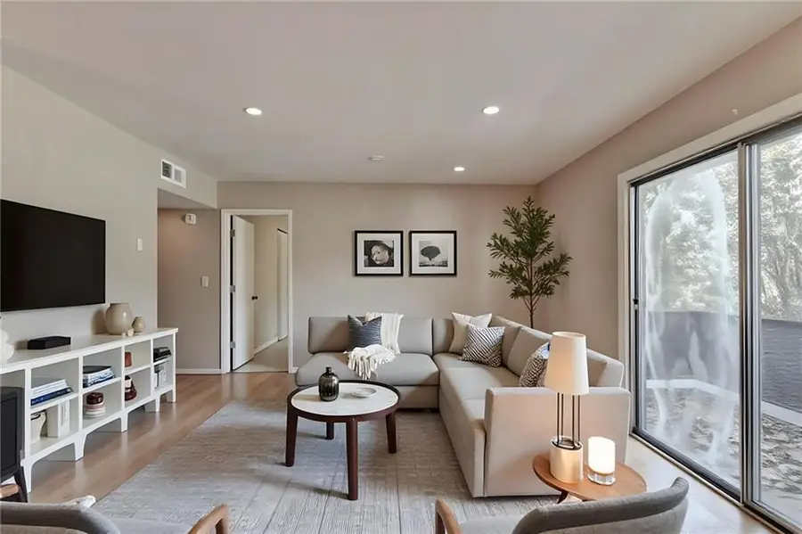 3501 Roswell Road Ne #107, Atlanta, GA 30305 - #3