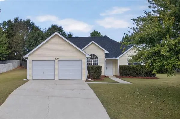 4135 Green Field Drive, Douglasville, GA 30135