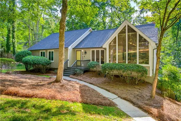 4842 Scotts Mill Way, Peachtree Corners, GA 30096