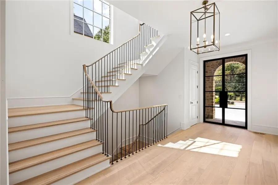 1353 W Wesley Road Nw, Atlanta, GA 30327 - #3