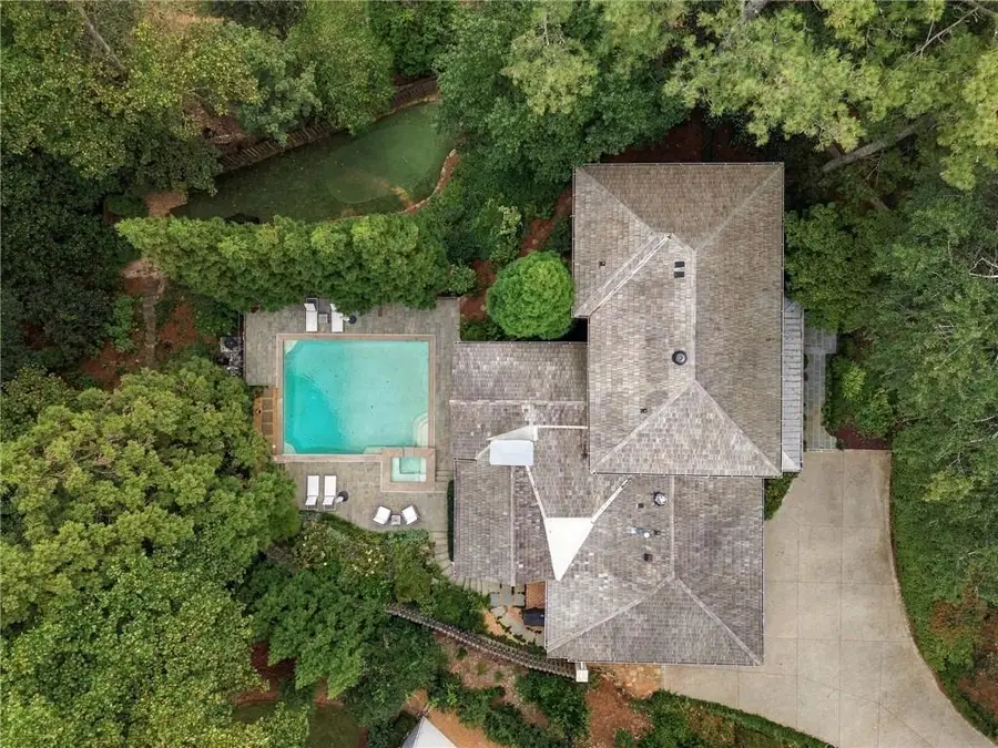 323 Blanton Road Nw, Atlanta, GA 30342 - #2