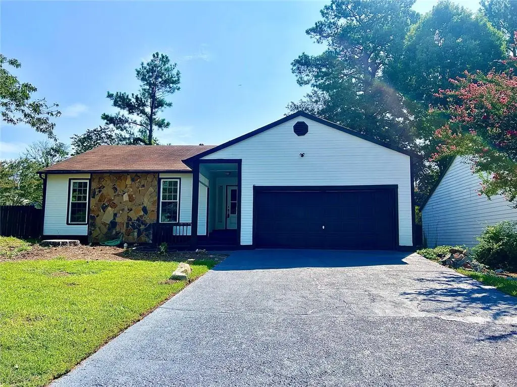 2034 Corners Cir, Lithonia, GA 30058 - #1