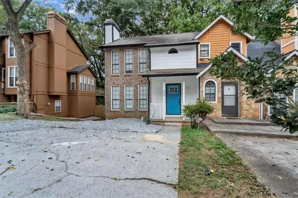 842 Brandy Oaks Lane, Stone Mountain, GA 30088