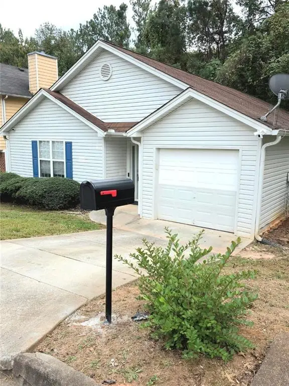 4231 Chestnut Lake Avenue, Lithonia, GA 30038