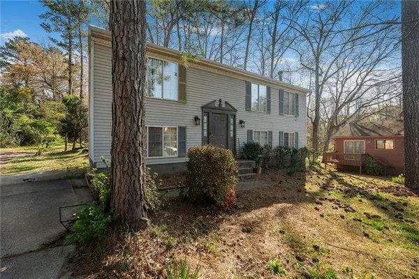 3274 Adelade Court, Lithonia, GA 30038