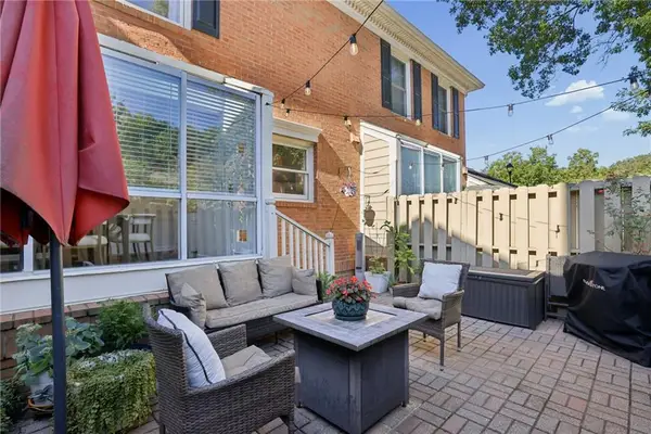 76 Mount Vernon Circle, Sandy Springs, GA 30338