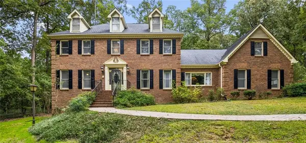 1211 Silverwood Court, Lawrenceville, GA 30043