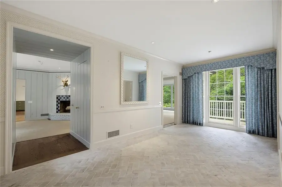 4061 Glen Devon Drive Nw, Atlanta, GA 30327 - #2