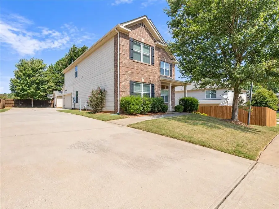 4 Barcelona Street, Newnan, GA 30263 - #2