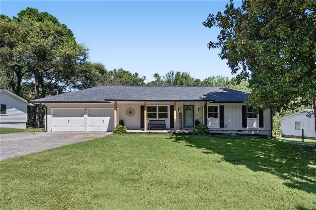 205 Woodglen Drive, Woodstock, GA 30188 - #1