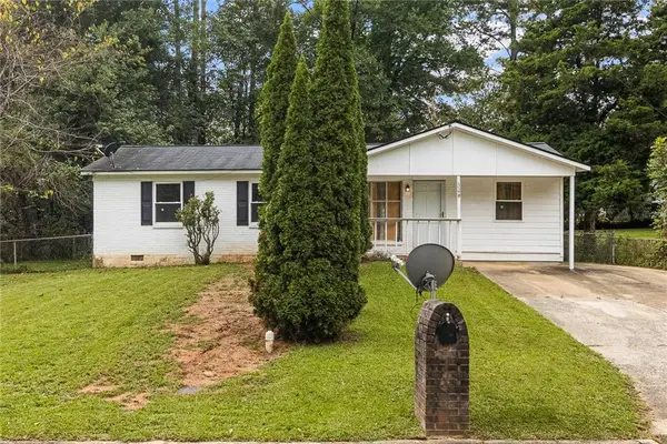 349 Roxbury Drive, Riverdale, GA 30274