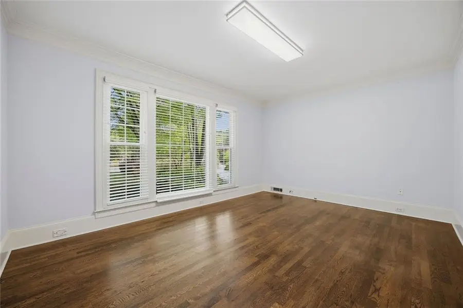 7525 S Spalding Lake Drive, Sandy Springs, GA 30350 - #2