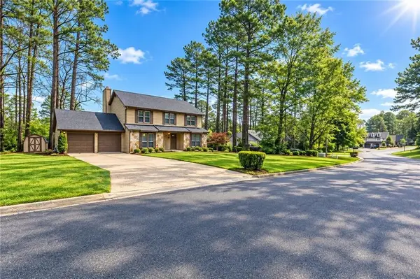 521 Roys Court, Lawrenceville, GA 30044