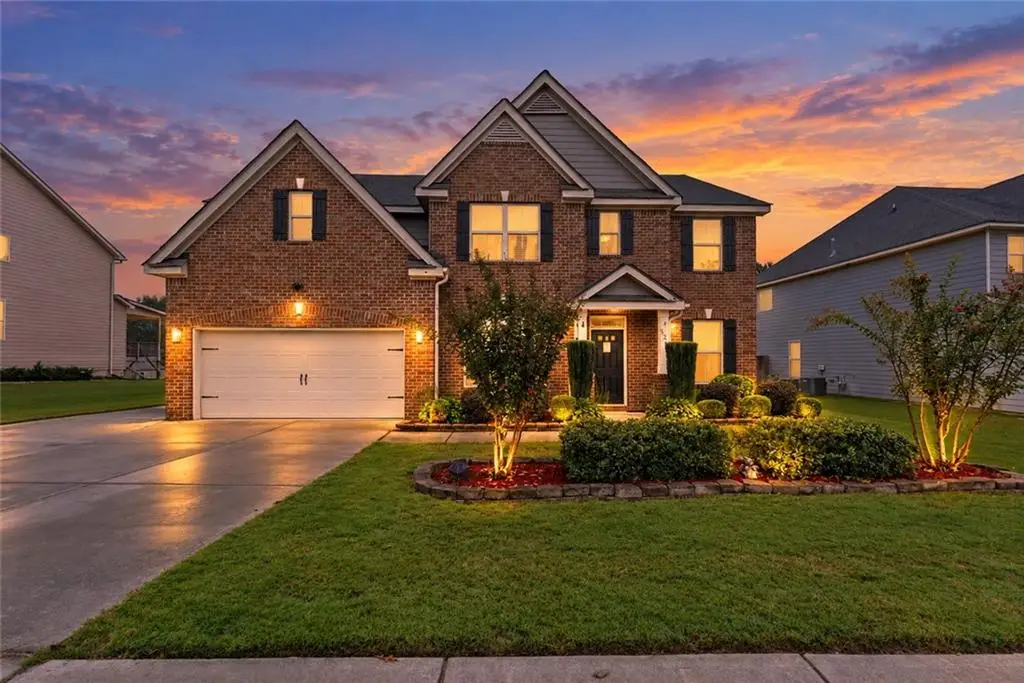 521 Georgia Circle, Loganville, GA 30052 - #1