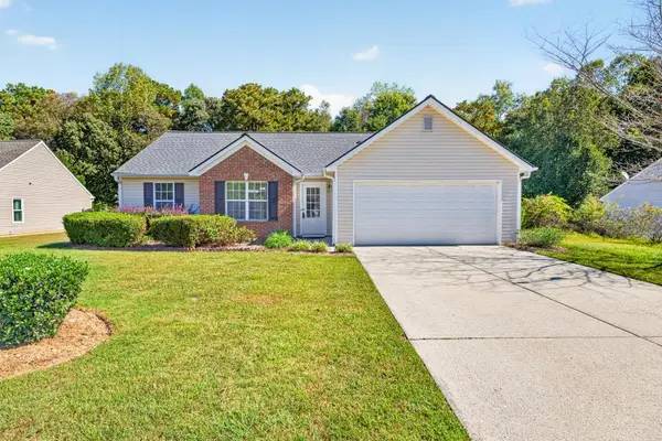 6285 Huntcliff Drive, Flowery Branch, GA 30542