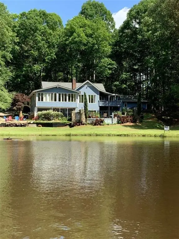 100 Brookshire Drive, Fayetteville, GA 30215