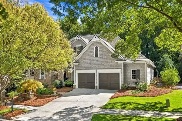 2940 Woodvale Court, Alpharetta, GA 30022
