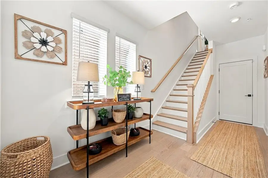285 Walker Avenue, Roswell Alpharetta, GA 30076 - #2