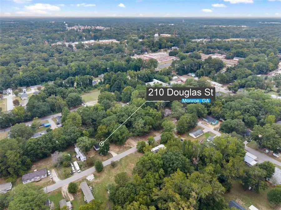 210 Douglas Street, Monroe, GA 30655 - #2