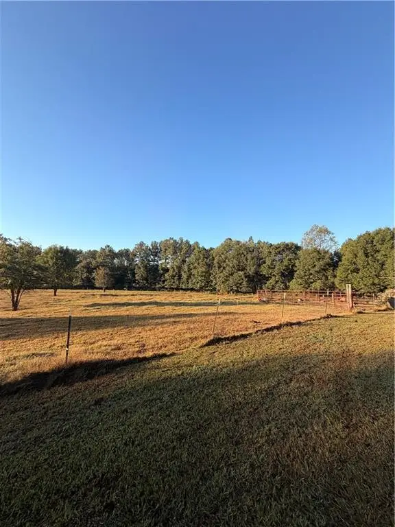 2975 Toms Creek Rd, Martin, GA 30557 - #2
