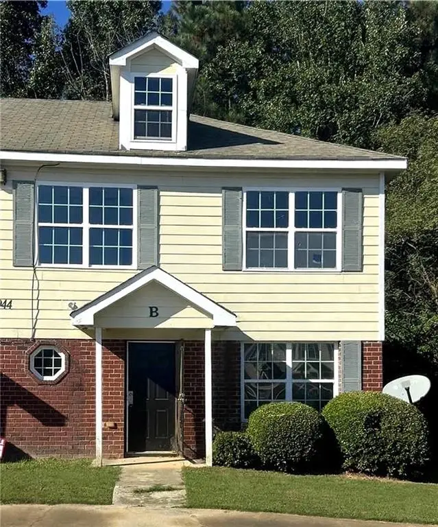 944 Old Mill Point #B, Monroe, GA 30655 - #1