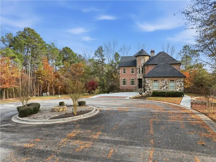 7611 Regency Circle, Sandy Springs, GA 30350 - #2