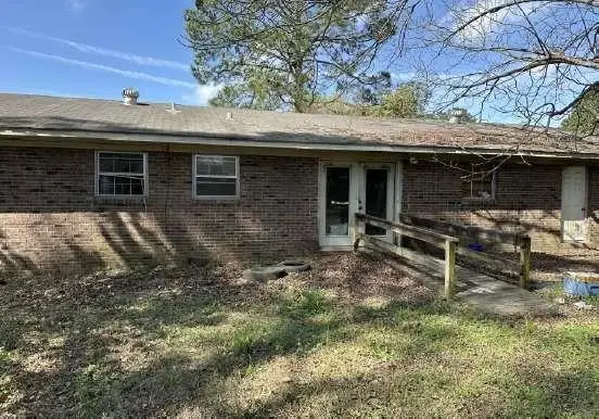 111 Fairlane Drive, Eufaula, AL 36027
