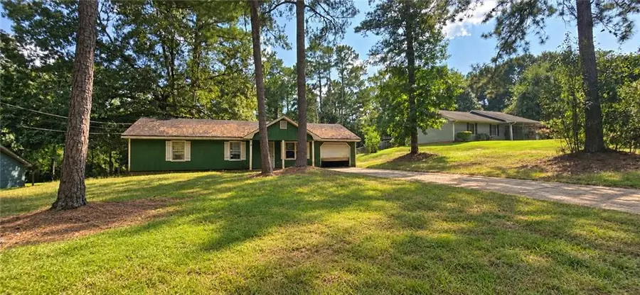 810 Navajo Trail, Covington, GA 30016 - #2