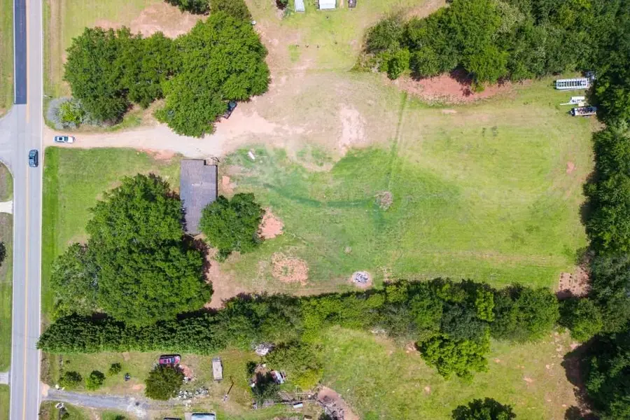 1302 N Mcdonough Road, Griffin, GA 30223 - #2