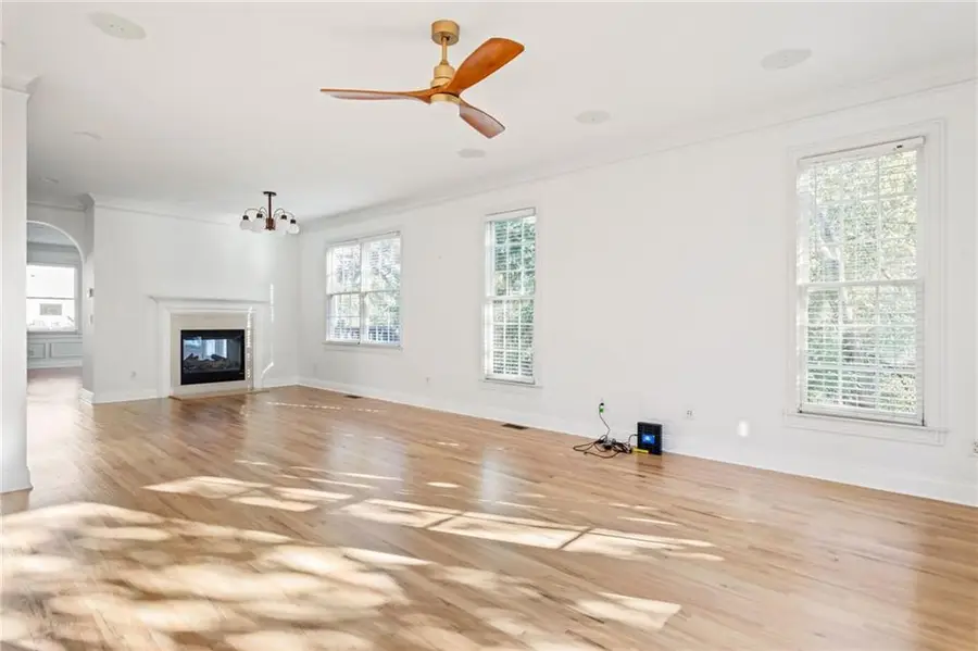 1055 Davis Circle Nw #R, Atlanta, GA 30318 - #3