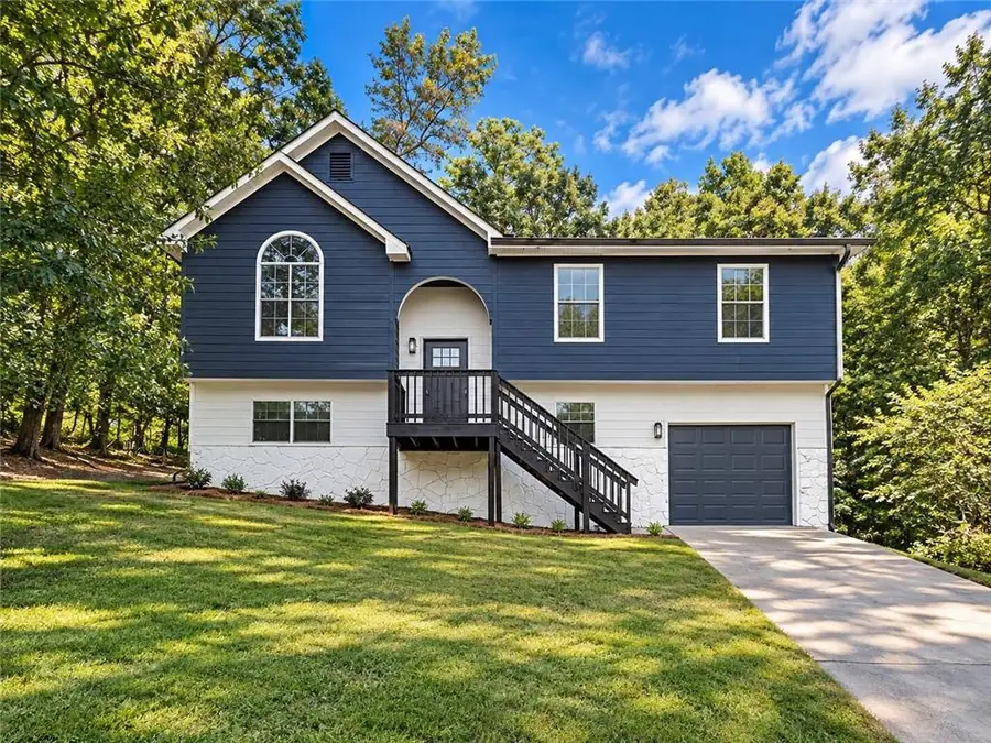 3480 Estate Lake Drive, Fairburn, GA 30213 - #2