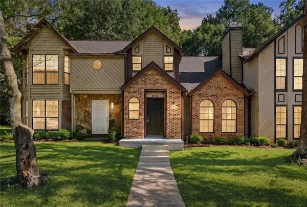 818 Heritage Oaks Drive, Stone Mountain, GA 30088