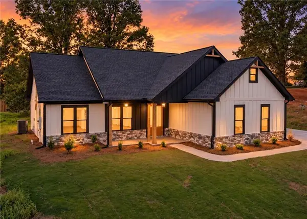 373 Stonington Drive, Mount Airy, GA 30563