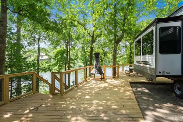 91 Magnificent Way, Cleveland, GA 30528