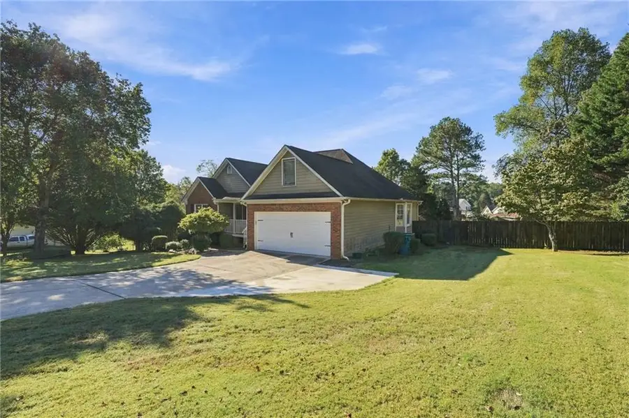 2015 Harfield Court, Bethlehem, GA 30620 - #2