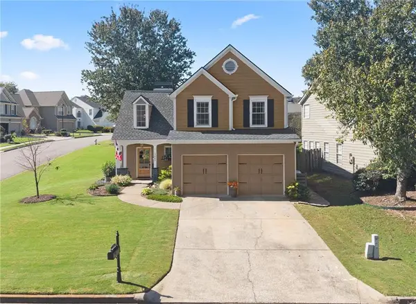 13085 Crabapple Lake Drive, Roswell, GA 30076